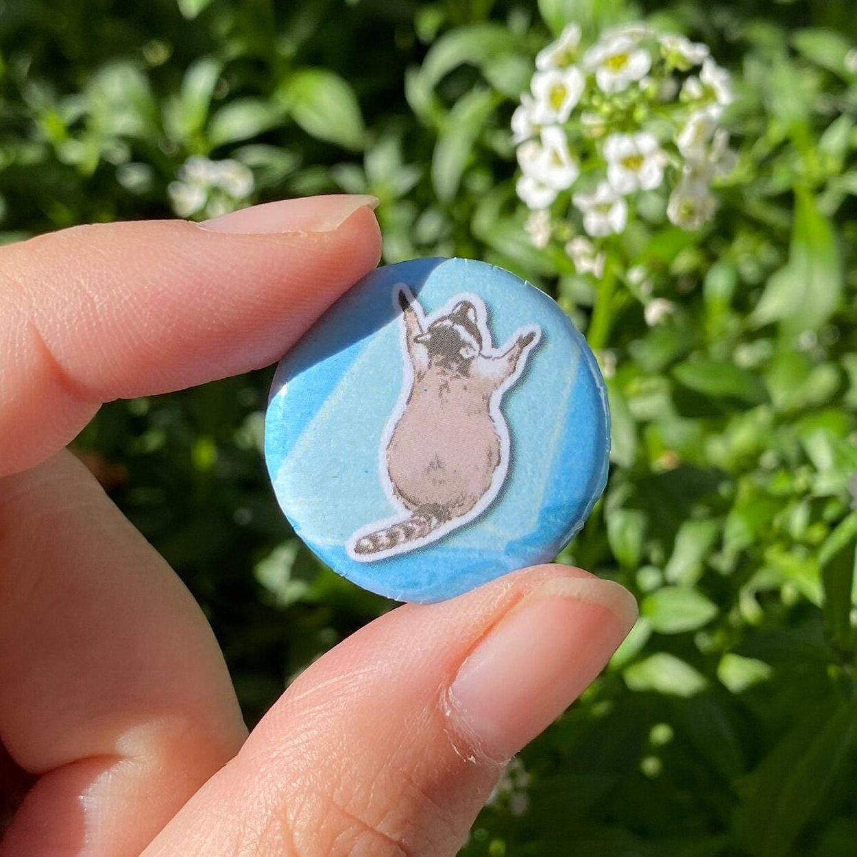 Raccoon Praising | Mini Round Pin | Kawaii Cute Pin | Gifts under 10 | For Him | For Her | Metal Round Pin | Backpack | Bag